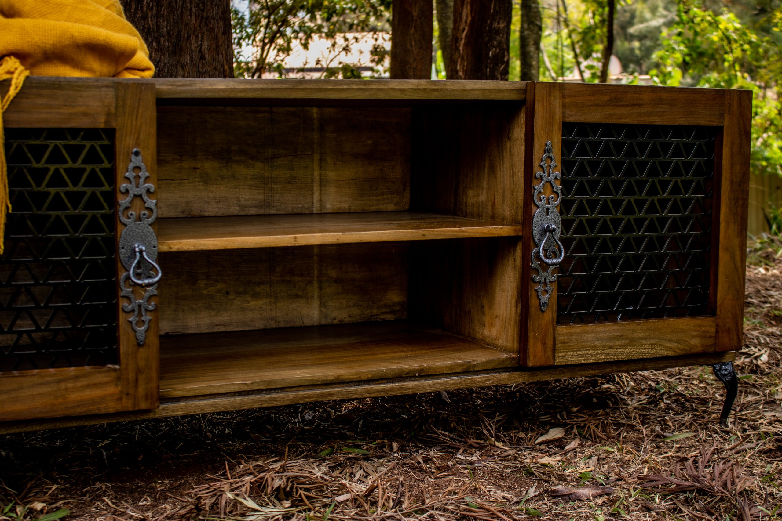 Ironwood Media Tv Stand - Image 3
